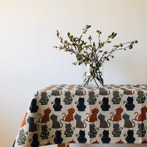 Linen tablecloth-Tablecloth-Table linens-Cat pattern print tablecloth-Organic Linen Tablecloth- Custom length-Handmade linen tablecloth