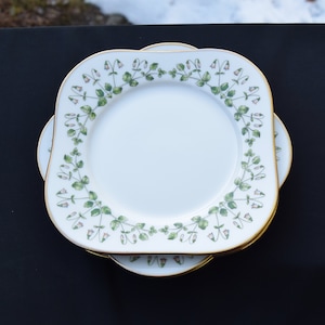 4 LINNEA TWINFLOWER Pratos de porcelana / Pratos para sanduíches com borda dourada, Hackefors Porslin Suécia Frete grátis