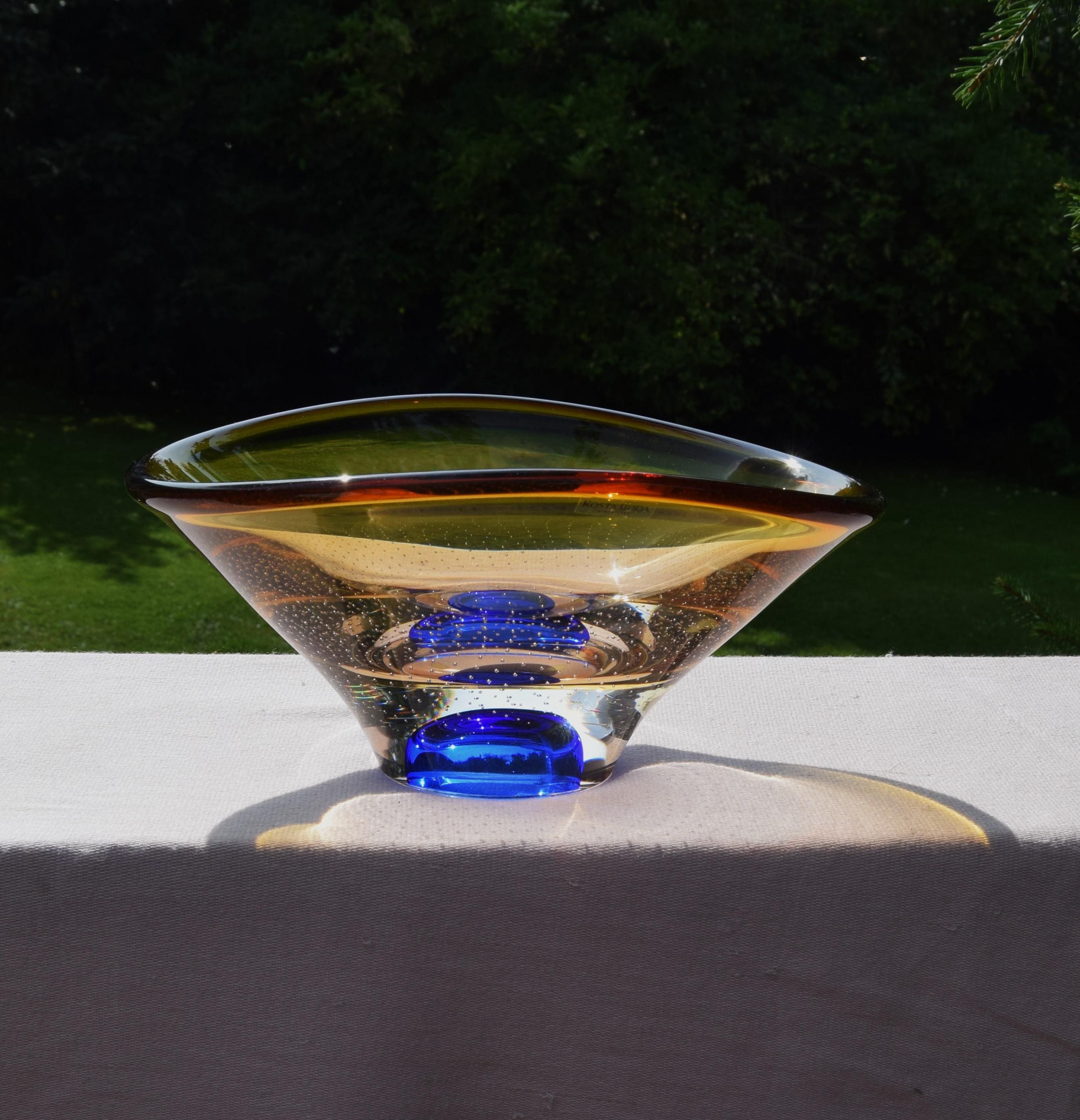 Large Zoom bowl by Goran Warff Kosta Boda Sweden 1999 FREE SHIPPING