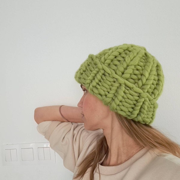 Super chunky knit hat. Chunky hats,Knitted hat. Winter hats. Chunky knit hat. Wool hat. knitted Wool Hat.Merino Wool Hat.