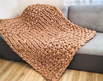 Hand Knit Chunky Merino Wool Blanket: Cozy Throw