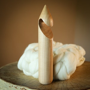 30/40/ 50mm GIANT Crochet wooden hook, wooden crochet hook