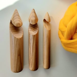 30/40/50 mm crochet hooks. extreme wooden crochet  hook. crochet hook set.