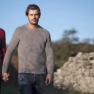 Fishermans Rib Crew Neck Sweater, Porridge and Navy