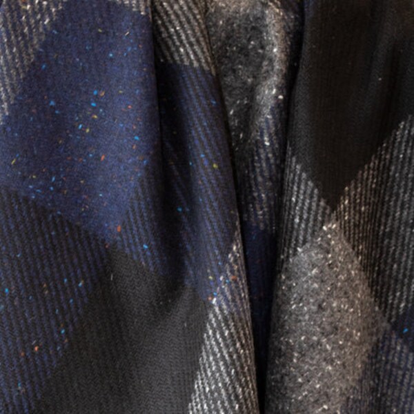 Heavy Navy & Charcoal Check Donegal Tweed Fabric Sample