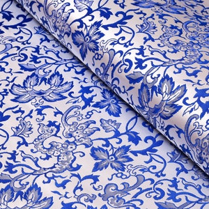 Blue & White Floral Brocade Fabric: Reversible Satin Tapestry (27/58 inches)