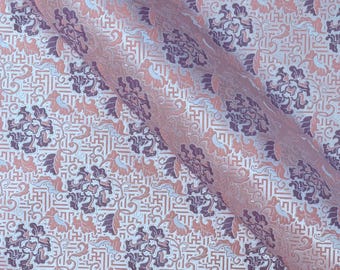 Tecido Brocado Floral Violeta: Estofamento e Costura Elegante em Damasco (147 cm de Largura)