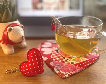 Handmade Quilted Heart Mug Rug & Keychain Set – Scrap Fabric Valentine Gift