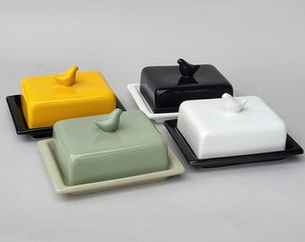 Handmade Ceramic Butter Dish with Lid | Modern Stoneware Butter Keeper | Bird Detail