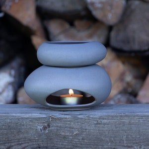 Handmade Ceramic oil burner for essential oils and wax melts | Pebble Gray