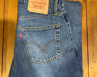 levis 751 equivalent