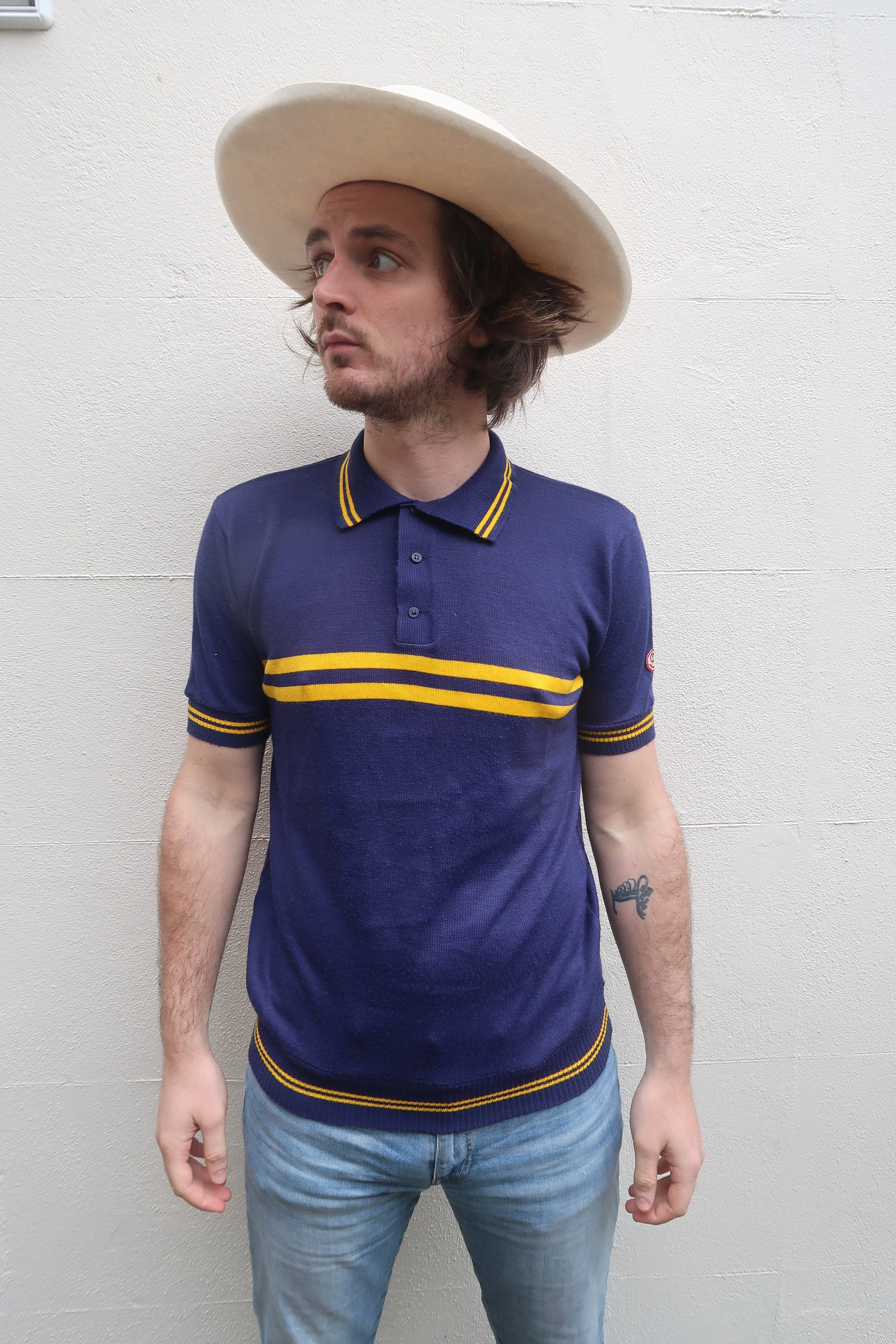 Image of Mens 70's Navy Short Sleeve Yellow Tipped Polo Medium