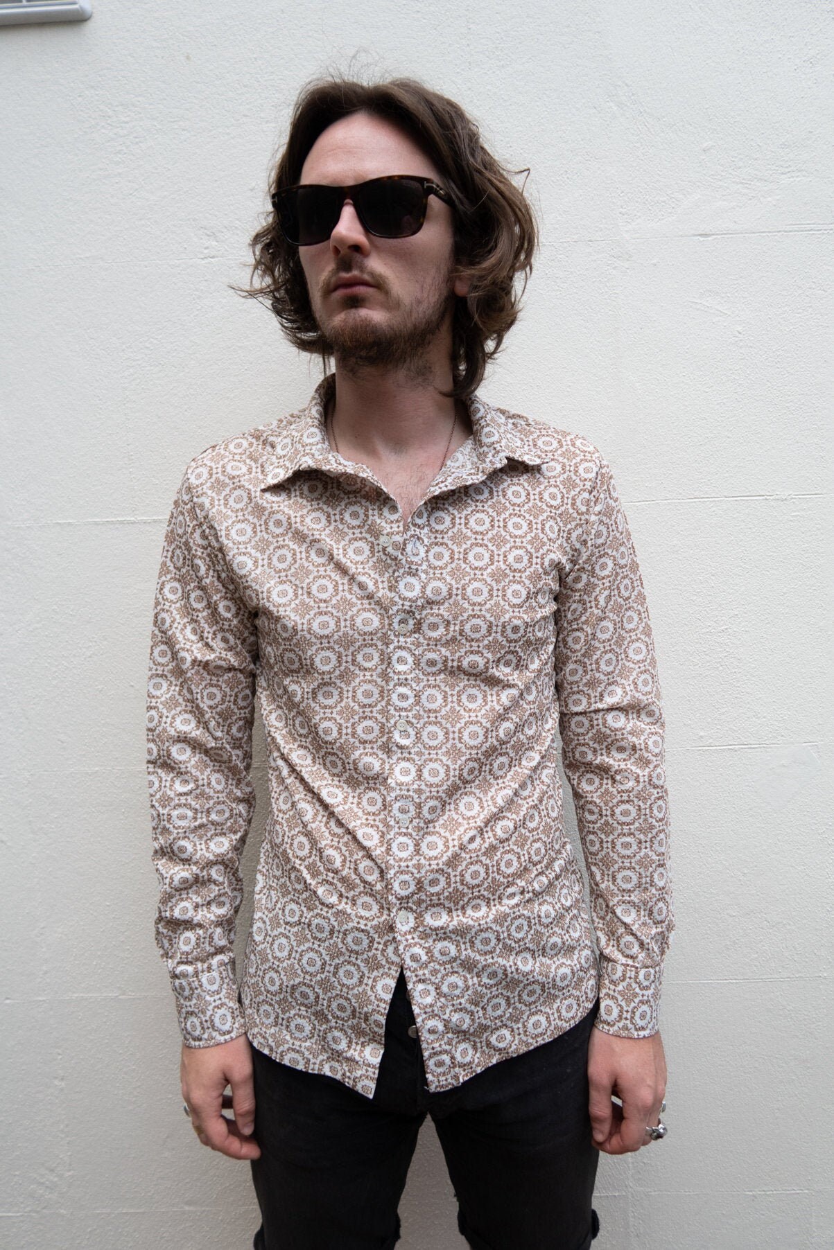 Image of Mens Brown 60S Italian Geo Print Long Sleeve Psychedelic Shirt Medium