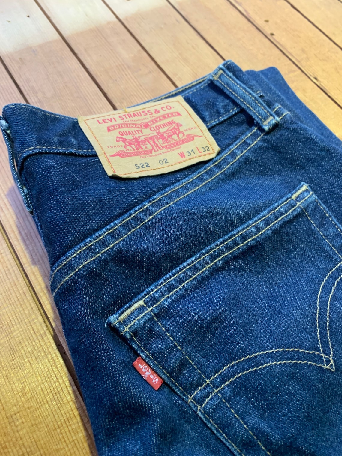 Unisex vintage 522 Levis slim leg 31W 32L denim Levis jeans | Etsy