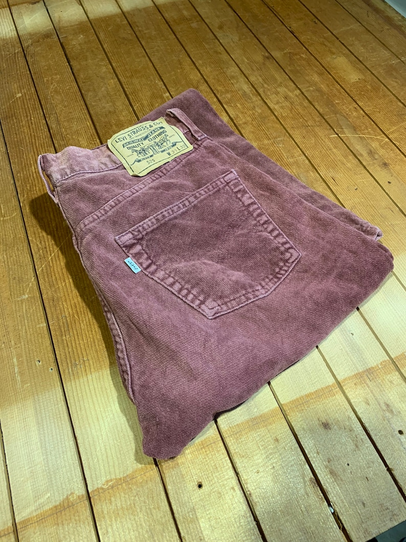 unisex vintage maroon cotton 525 bootcutflare straight leg 31W 32L denim Levi\u2019s trouser
