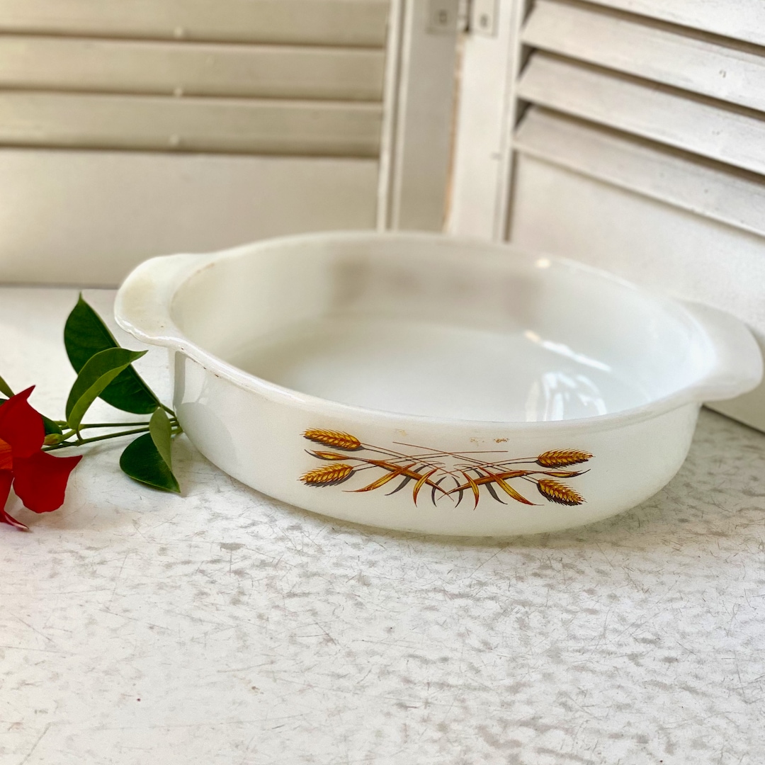 Fire King Sheaves of Wheat // Round Casserole Dish // Oven Etsy