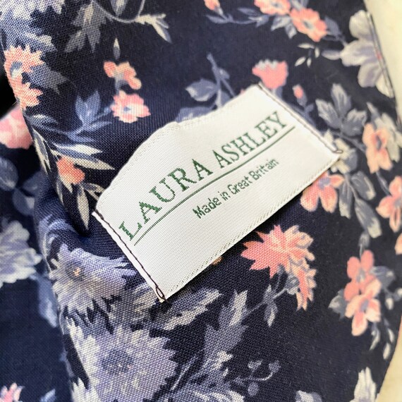Cropped Laura Ashley Jacket // Floral Dress Toppe… - image 4