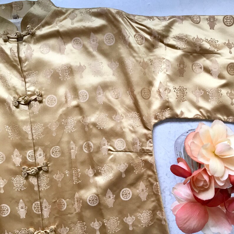 Gold Robe// Vintage 60s-70s// Size Small-medium// Delicate Jacquard Pattern// Fully Lined image 5