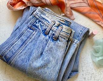 Vintage Bill Blass Petites Jeans: 90s High Rise Stonewash Denim