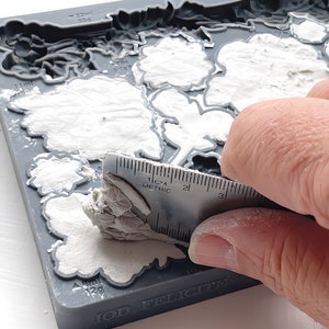 Felicite Mould by IOD - Iron Orchid Designs immagine 6