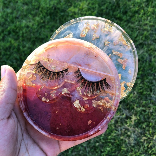 Eyelash Case | False Eyelash Case| Epoxy Resin | Gold Foil | Red Mica Powder | Resin Pieces | Epoxy | Resin Cases  |  Eyelash Tray |Portable