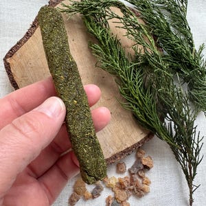 Handgemaakte wierookstokje 'Calm Heart' – jeneverbes en mirre