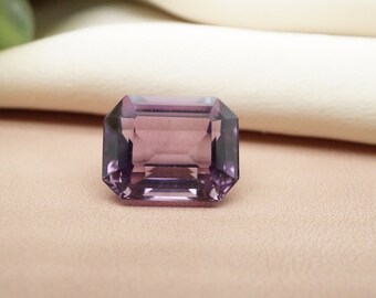 Améthyste naturelle brillante à facettes, pierre de naissance de février, bijou de collection