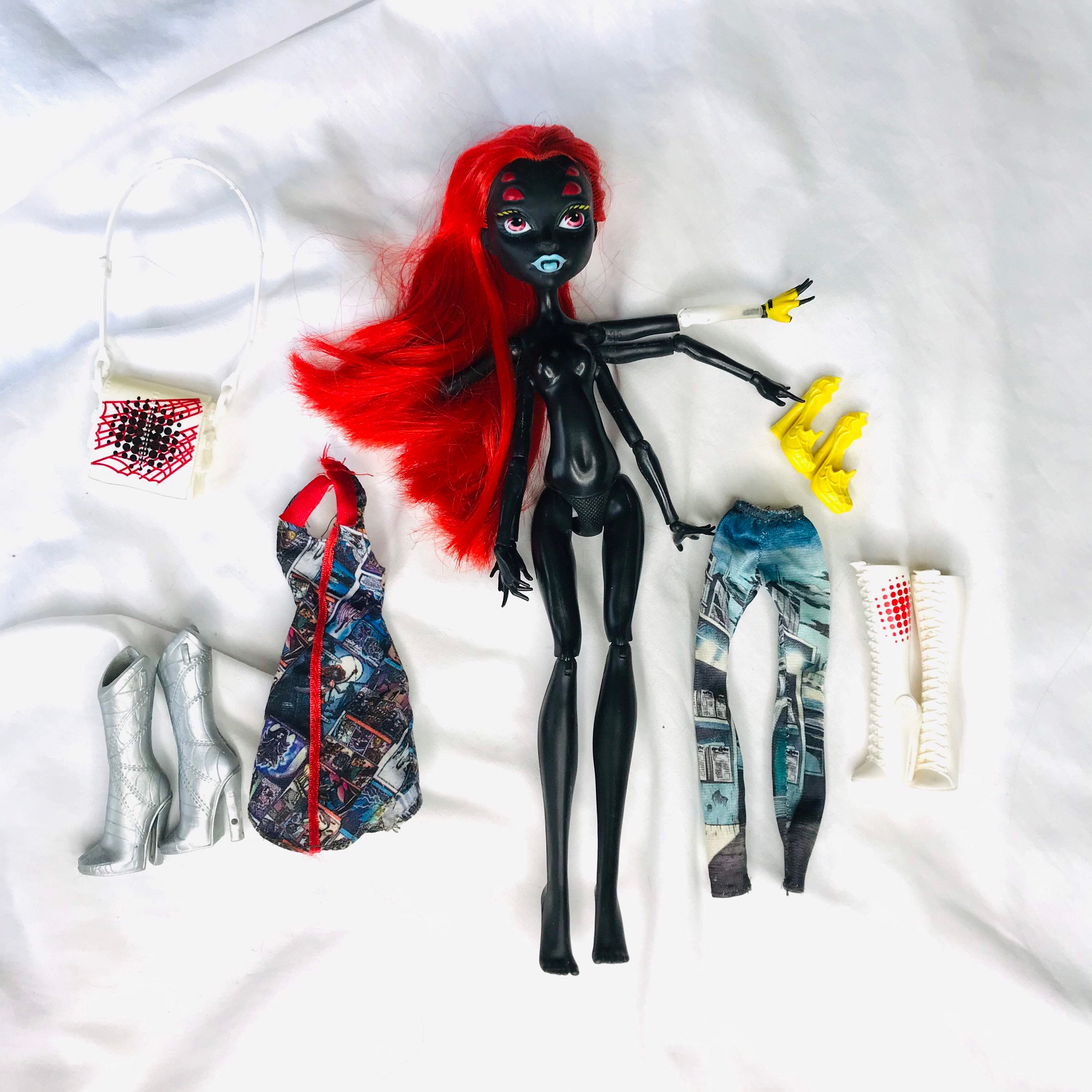 Monster high best sale spider doll