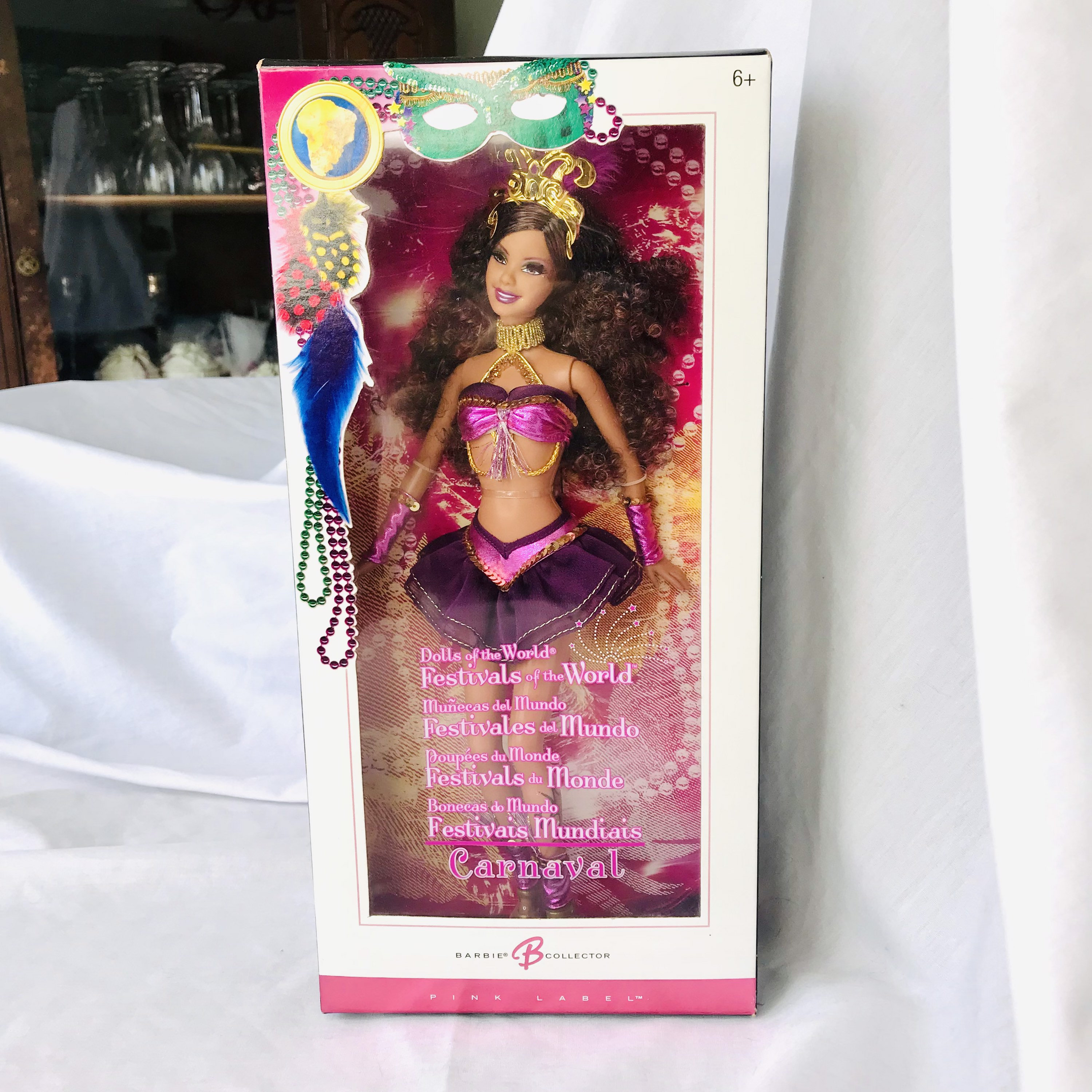 2005 DOTW Festivals of the World Carnival Barbie Brazil NRFB Pink