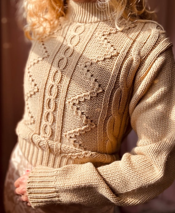 1970s tan thick cableknit pullover