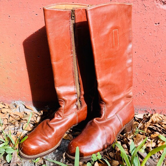 1970’s Chestnut Brown 100% Leather Iconic Riding B