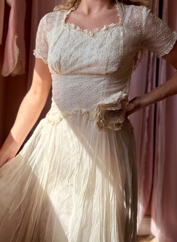 1930s cream daisy eyelet wedding dress