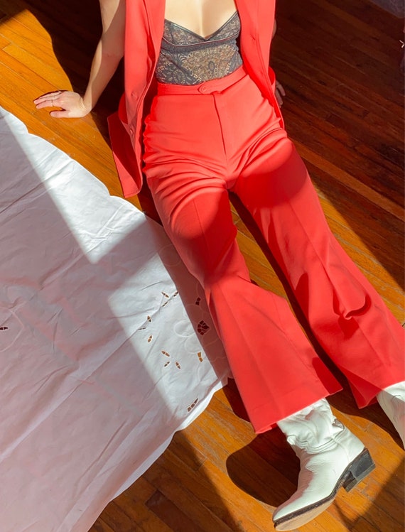 Vintage 1970s coral pink high waist bell bottoms +