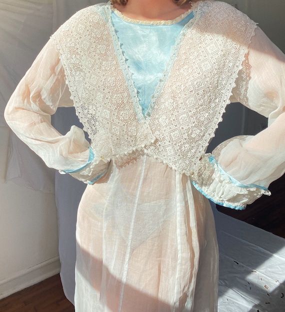 Antique Edwardian 1910s white organdy dress.