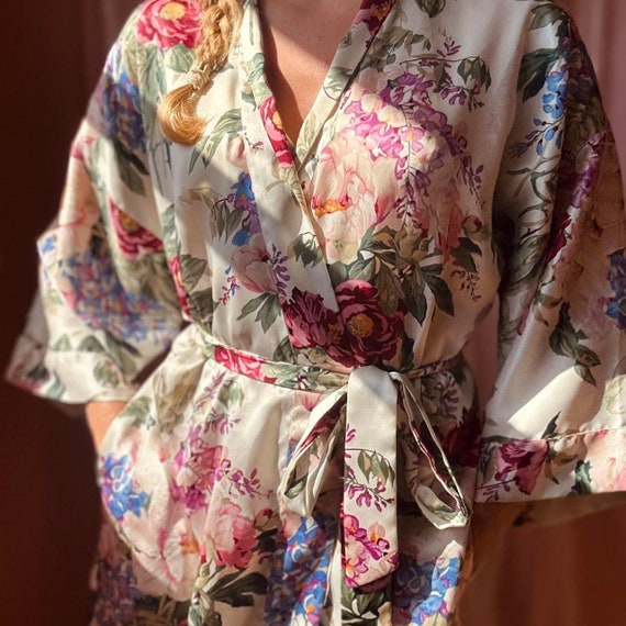 1980s rose satin robe