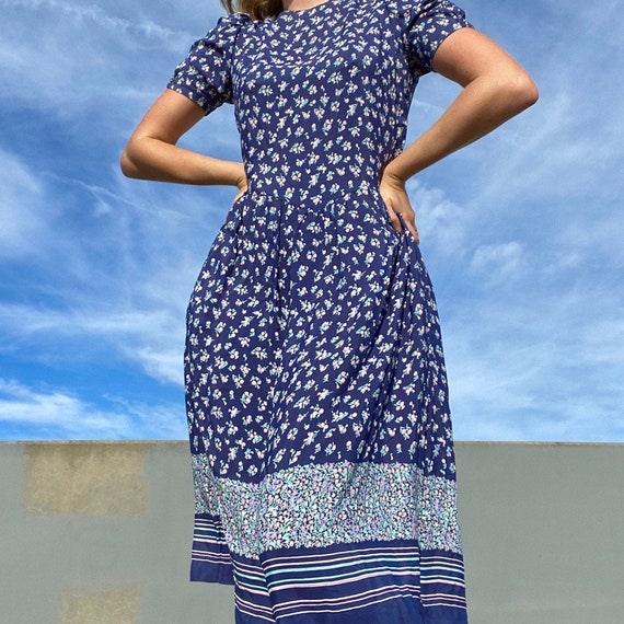 70s floral day dress.