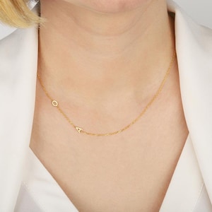Collier initial en or massif 14 carats - Collier lettre personnalisé sur le côté - Collier prénom personnalisé - Cadeau pour elle - Cadeau de Noël pour maman