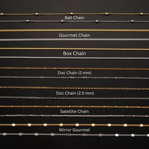 May include: A close-up of different types of chain styles, including ball, gourmet, box, doc, satellite, and mirror gourmet. The chains are shown in both gold and silver.