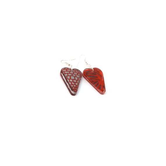 Unique Red Heart Statement Earrings of UV resin with Mismatched Design, Painted Earrings, Valentine's Day Gift, Personalized Message Card