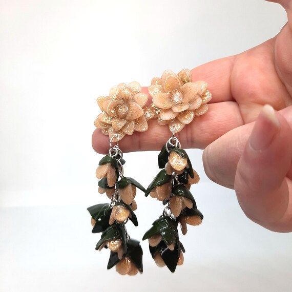 Statement Jewelry and Earrings for Your Modern Fashionista, Clay stud earrings witth dangle flower, Beige - Gold flower, Earrings Boho Gift