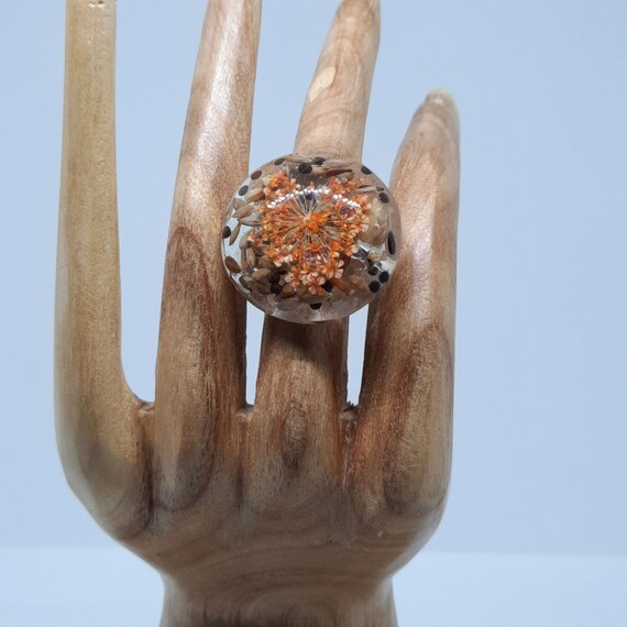 Statement resin ring filled with nature seeds and dried flower, Aesthetic rings, Botanical jewelry, Modern rings, Cocktail rings