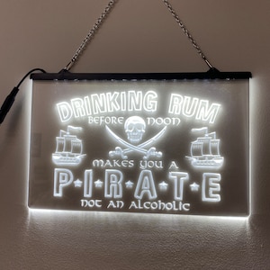 Bere Rum ti rende un pirata Insegna da bar illuminata al neon a LED Decorazione per bar domestico Luci per bar domestici Insegna luminosa per birra e vino