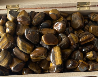 mookaitedecor 1/2 lb Tiger's Eye Tumbled Stone Chips Crushed Quartz Crystals and Healing Stones with Chakra Bag mookaitedecor 1/2 lb Tiger's Eye Tumbled Stone Chips Crushed Quartz Crystals and Healing Stones with Chakra Bag