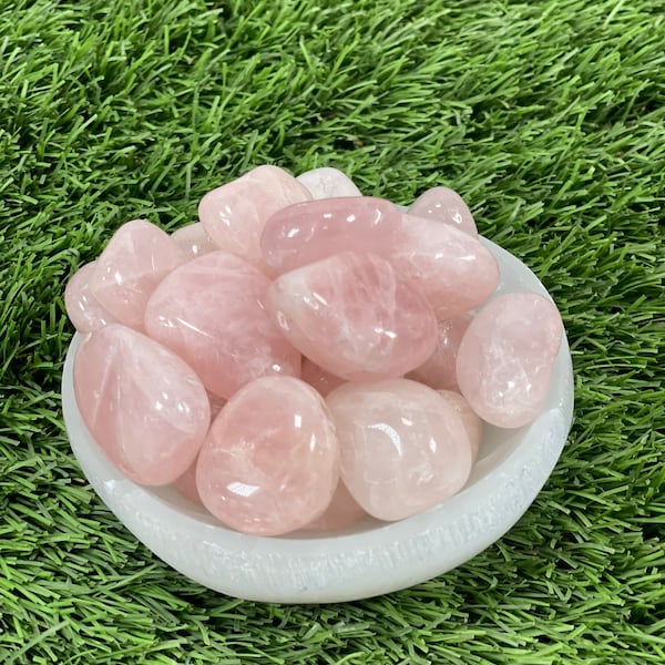 Tumbled ROSE QUARTZ / Authentic Tumbled Rose  Quartz / ROSE Quartz