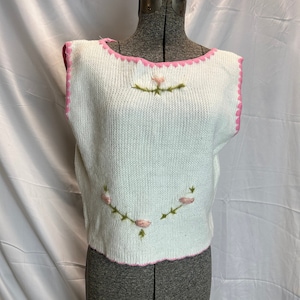Vintage Cottagecore White and Pink Embroidered Floral Sweater