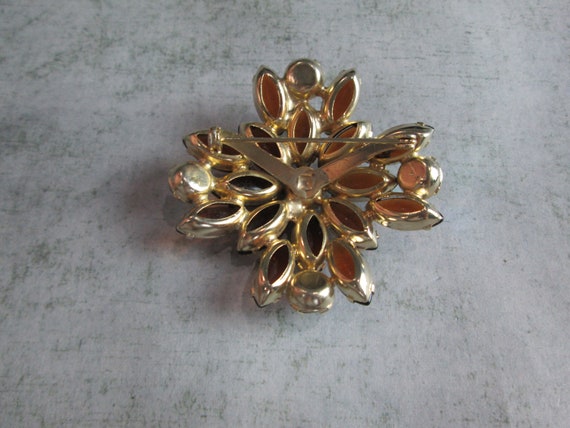 Vintage Amber Tone Glass and Auora Borealis Brooch - image 6