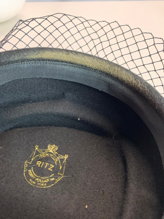 Henry pollak New York black felted wool mid century veil flapper hat fedora Vintage Black Wool Hat With Veil - Henry Pollak Inc. New  main image 3