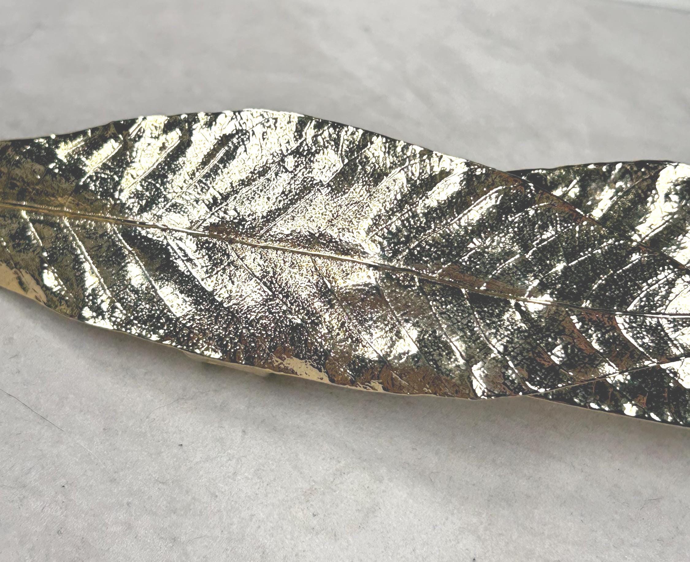 Vintage Mimi N Di 1982 Gold Leaves Belt Buckle - Etsy display picture 2
