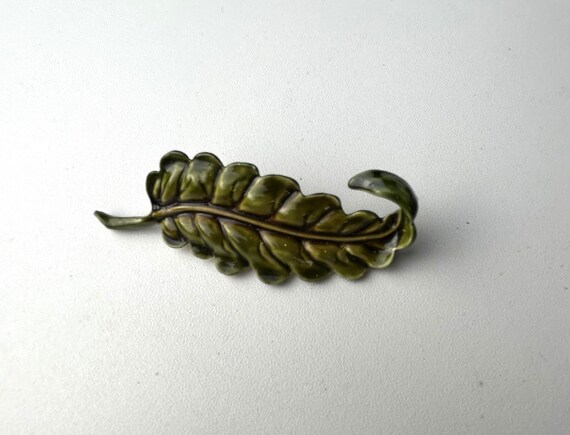 Vintage HAR Green Enamel Leaf Brooch - image 3