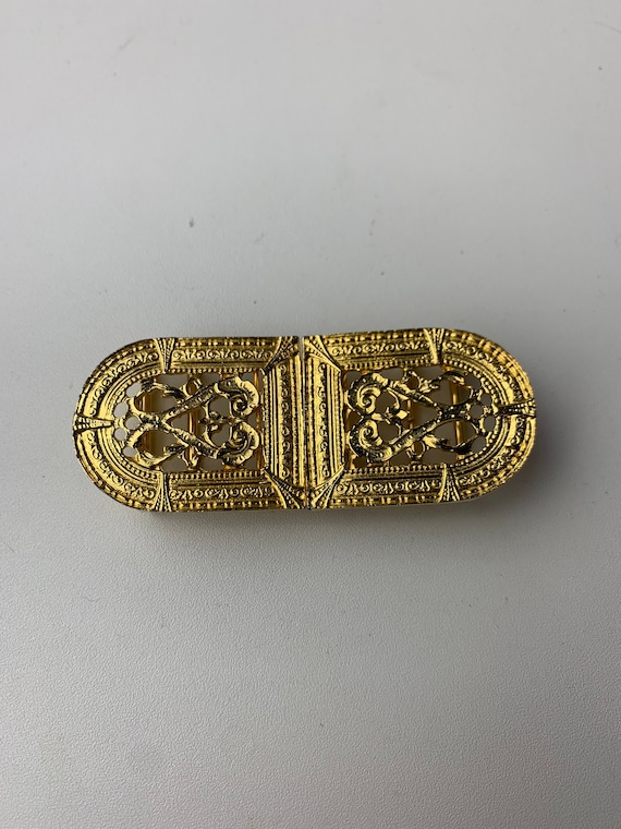 Vintage Accessocraft NYC Gold Tone Etruscan Belt B